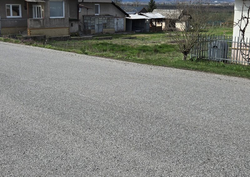 Exkluzívny stavebný pozemok v centre obce Vyšný Lánec.
